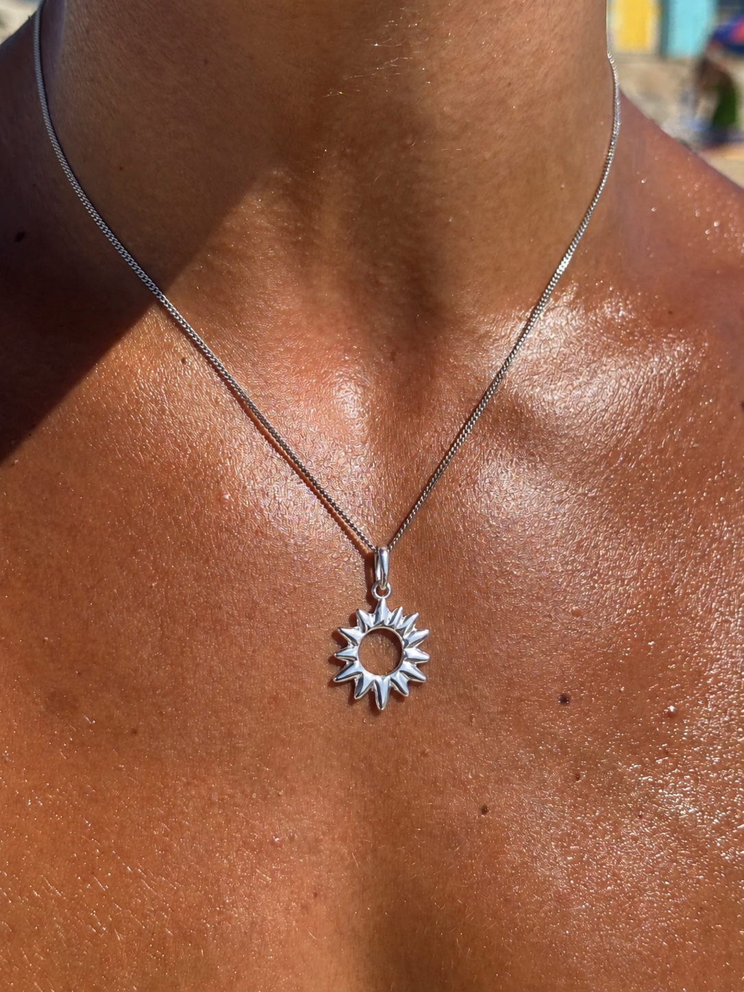 SUN WORSHIPPER PENDANT (SILVER)
