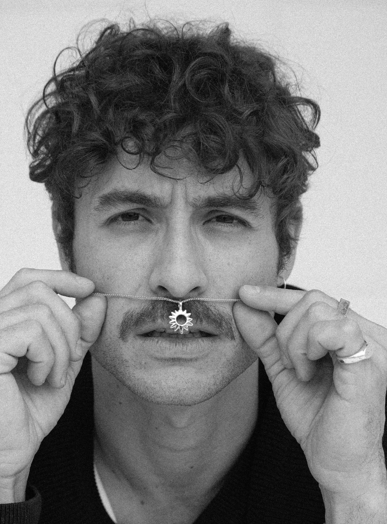 SUN WORSHIPPER PENDANT (SILVER)